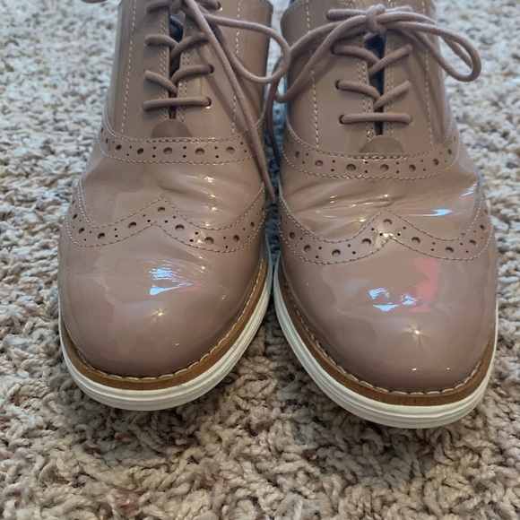 Shoes - Picture 2 of 4